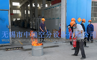 中瑞空分普及消防安全知識，開展消防器材使用演練