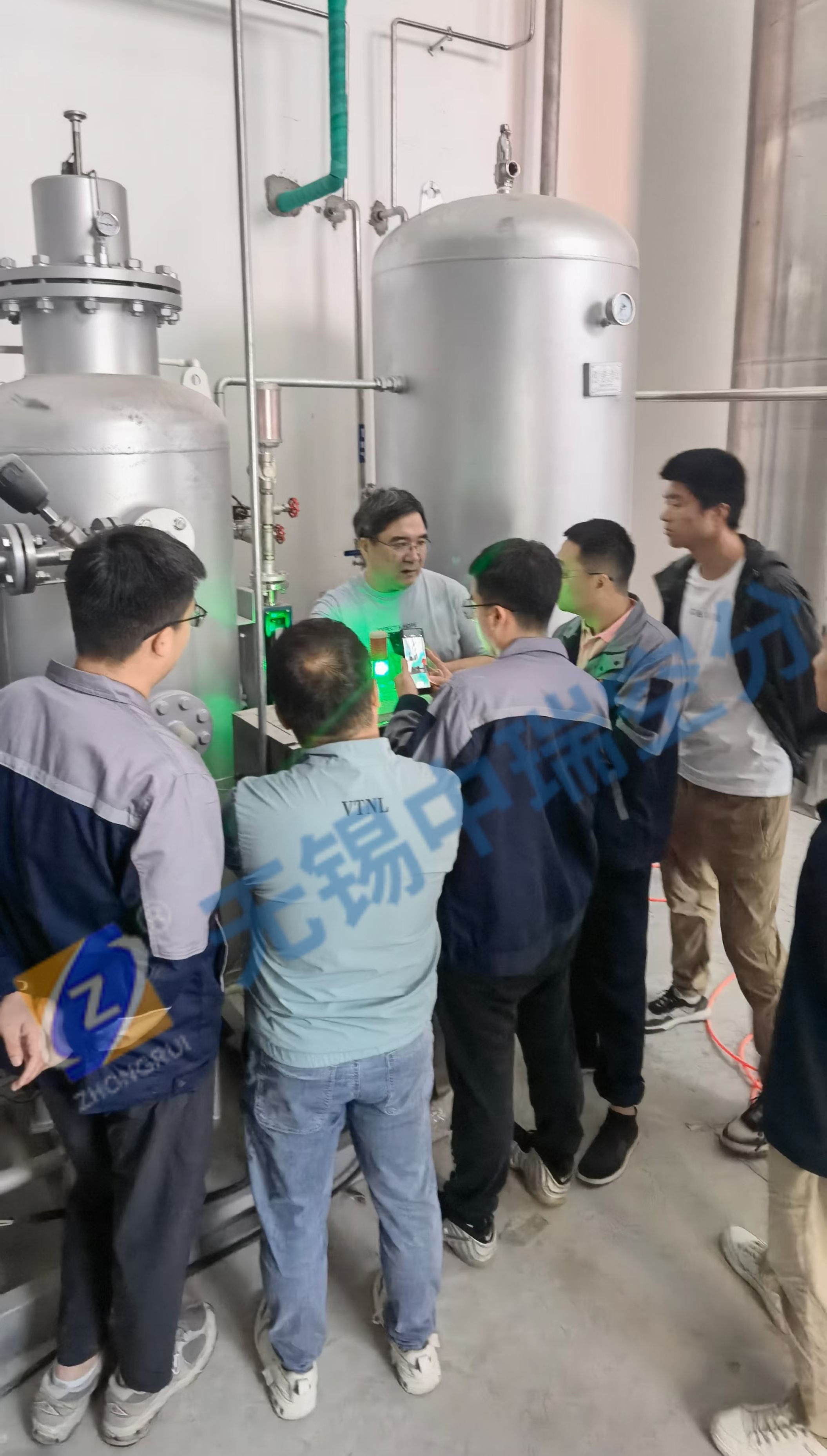 50方99.999%全不銹鋼高純度制藥用制氮機(jī)落地長(zhǎng)春，安裝、調(diào)試、驗(yàn)收、培訓(xùn)均圓滿結(jié)束